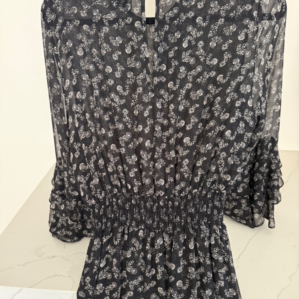 Dress - Picture 5 of 6